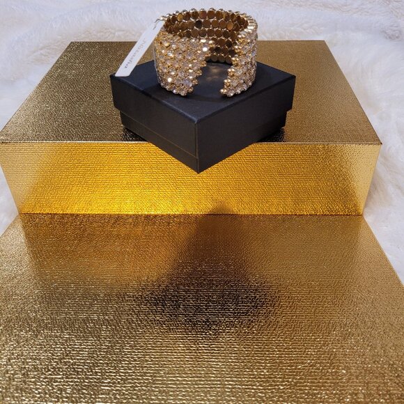 Stunning Sparkly Crystals Bracelet. Gold tone. Adjustable. Natasha. - Picture 7 of 7
